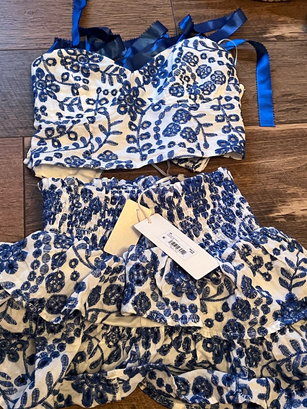Two piece set